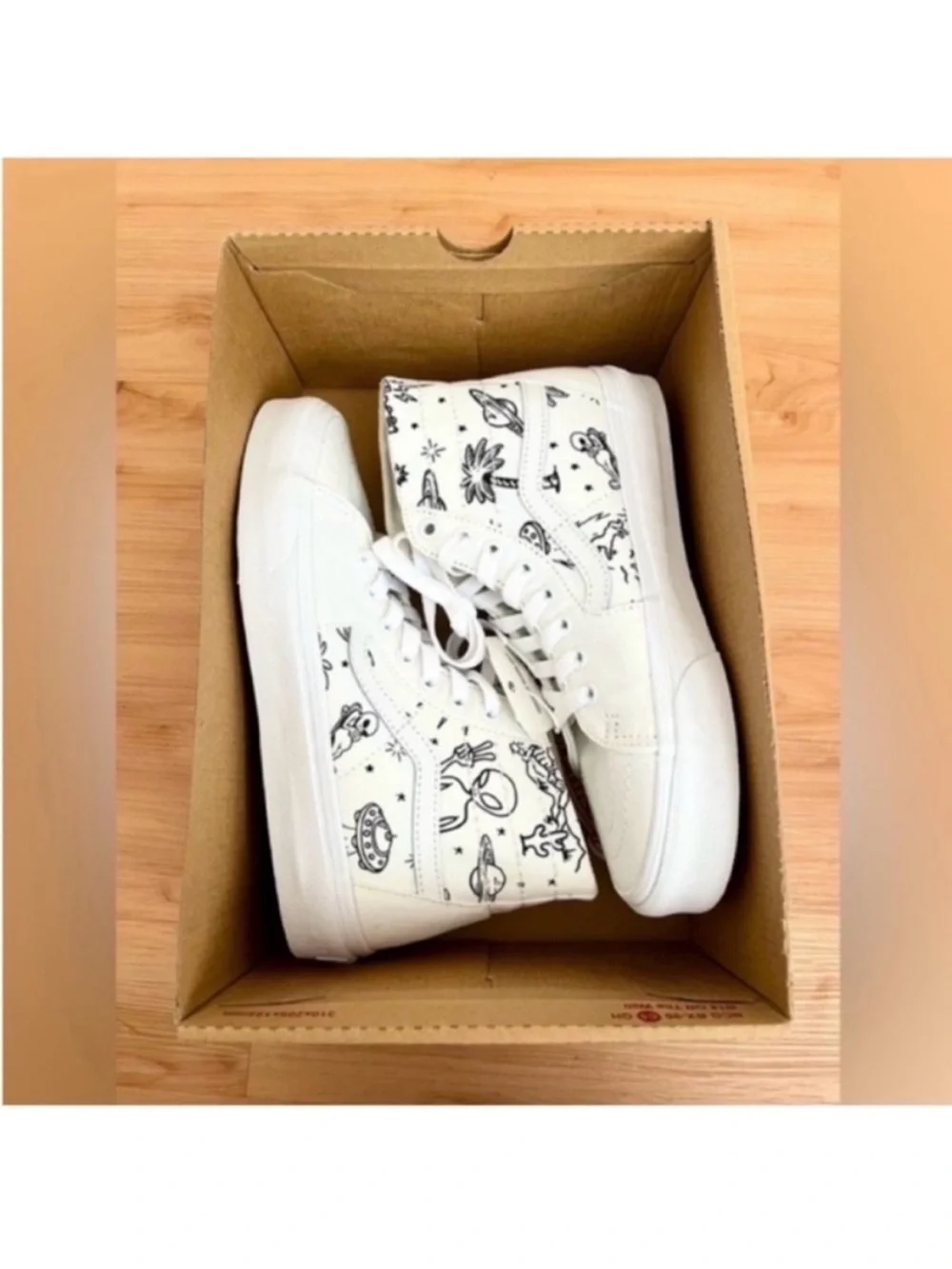 Vans Sk8-Hi Tapered Unidentified U-Paint White Skate Shoes Women 8.5 US